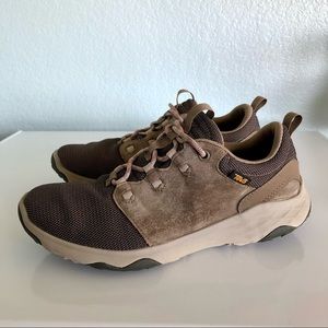 TEVA Arrowood Venture Waterproof Low Hiking Shoes Women’s Size 8 Brown Mesh